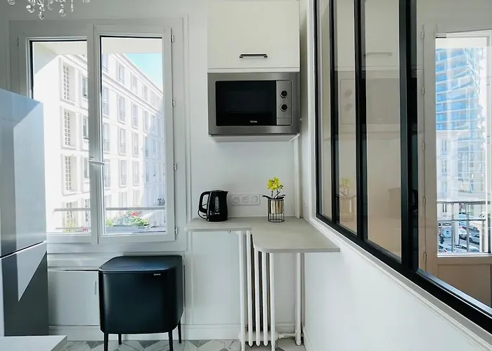 Perret Centre-ville 2 Idéales Apartamento